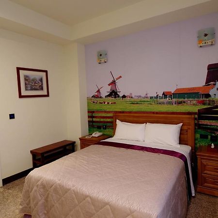 Hongfu Elegant Business Hotel Чжунли Екстериор снимка