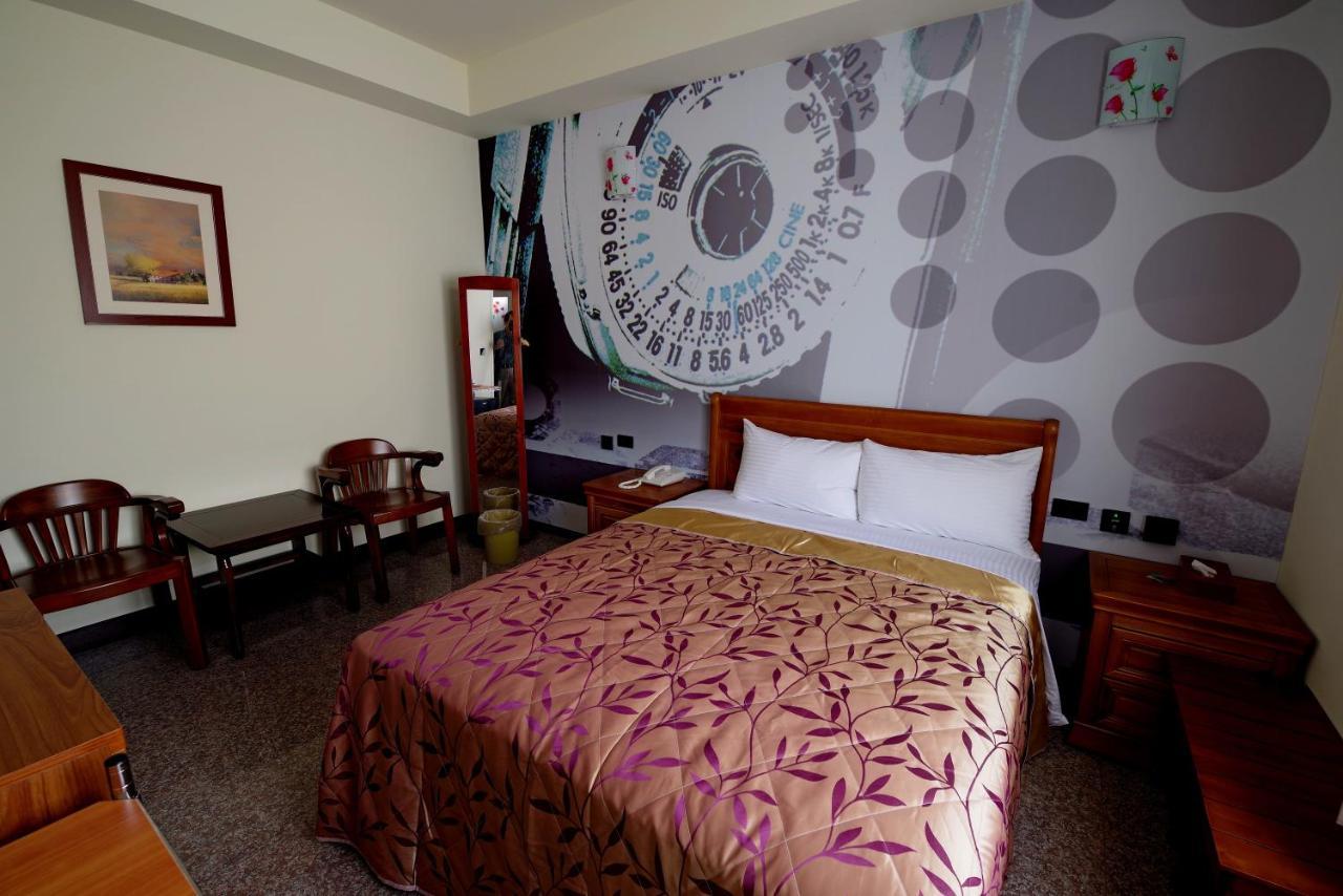 Hongfu Elegant Business Hotel Чжунли Екстериор снимка