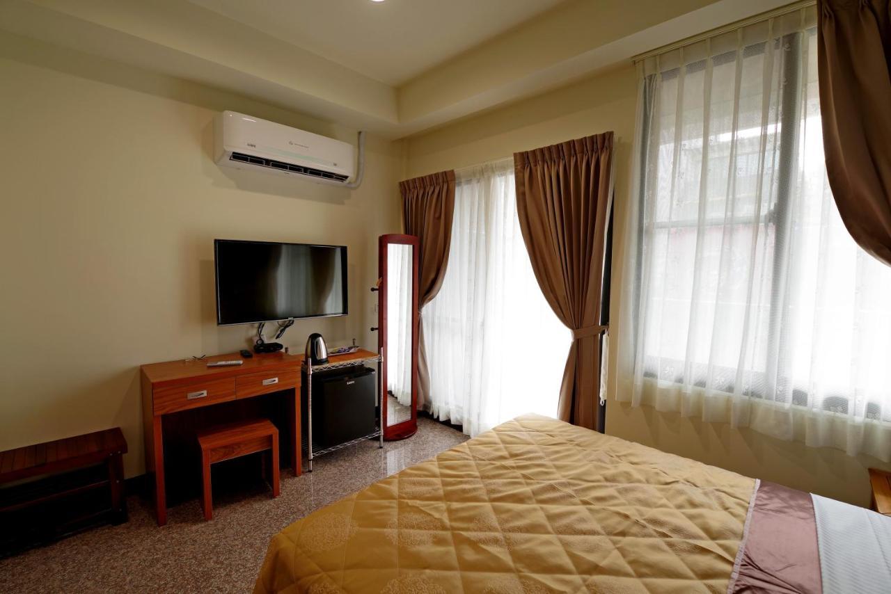 Hongfu Elegant Business Hotel Чжунли Екстериор снимка