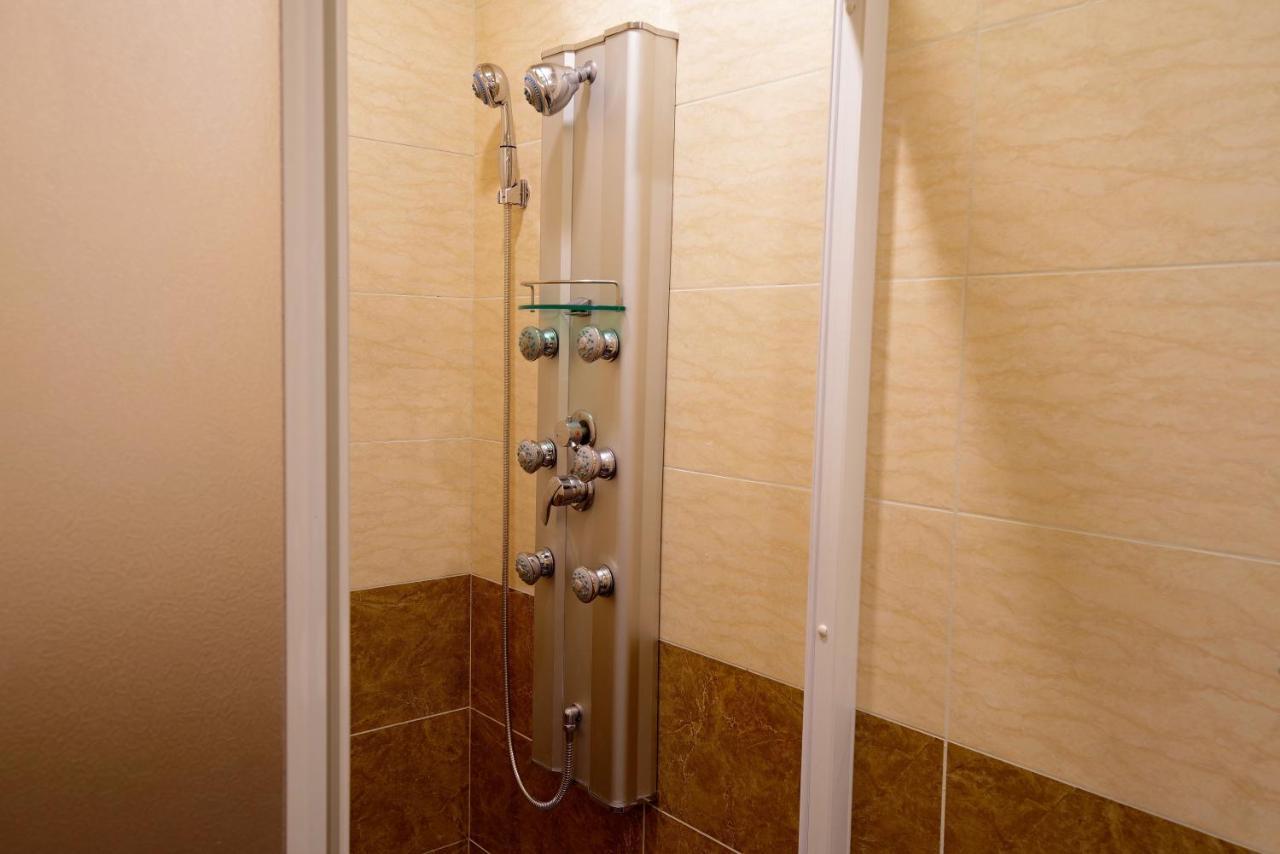 Hongfu Elegant Business Hotel Чжунли Екстериор снимка